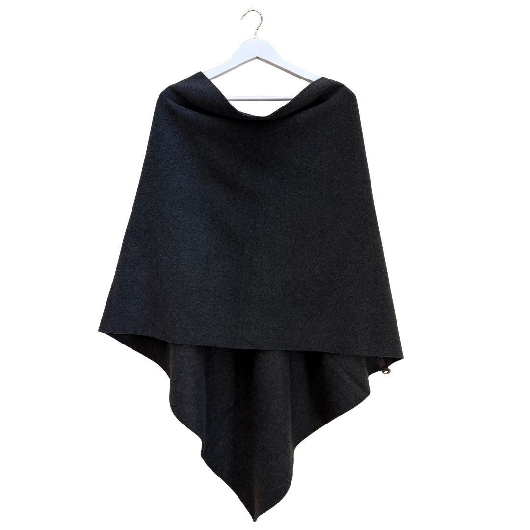 Henriette Poncho - Black