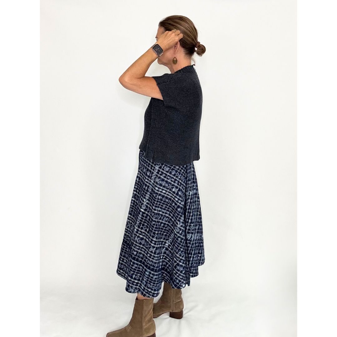Shaker Sleeveless Sweater - Navy/Black