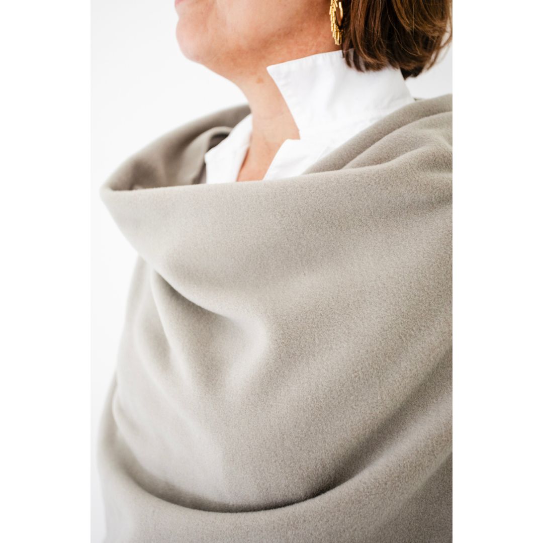 Henriette Poncho - Elephant Grey