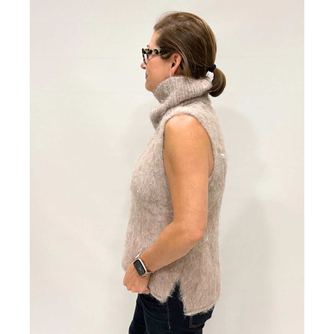 Sabina Sweater Vest - Oatmeal