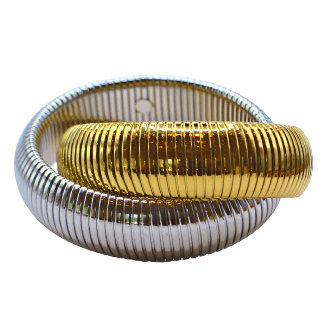 Gold Twisted Cobra Bracelet main image 0