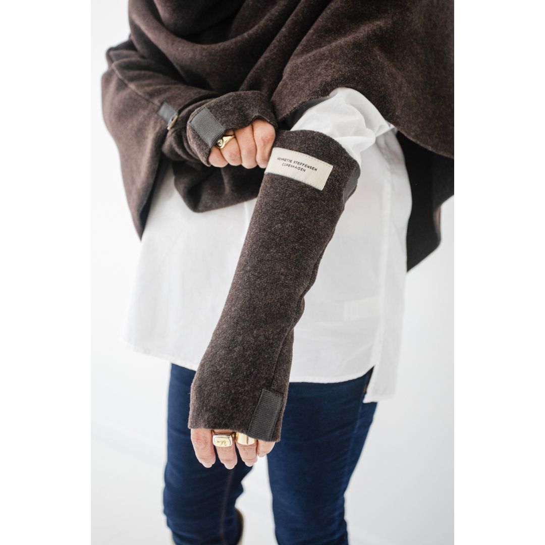 Wrist Warmer - Chocolate