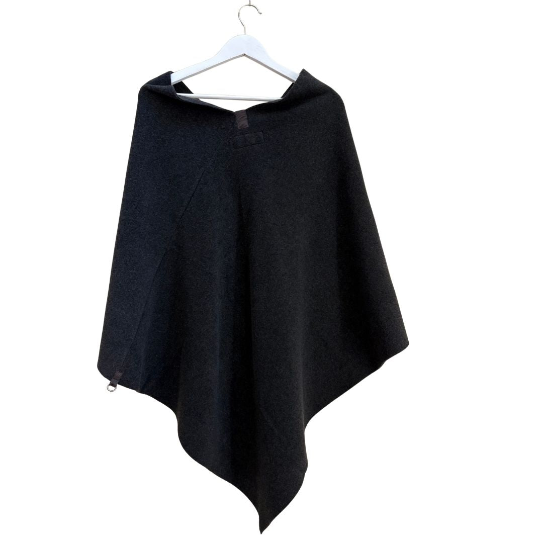 Henriette Poncho - Black