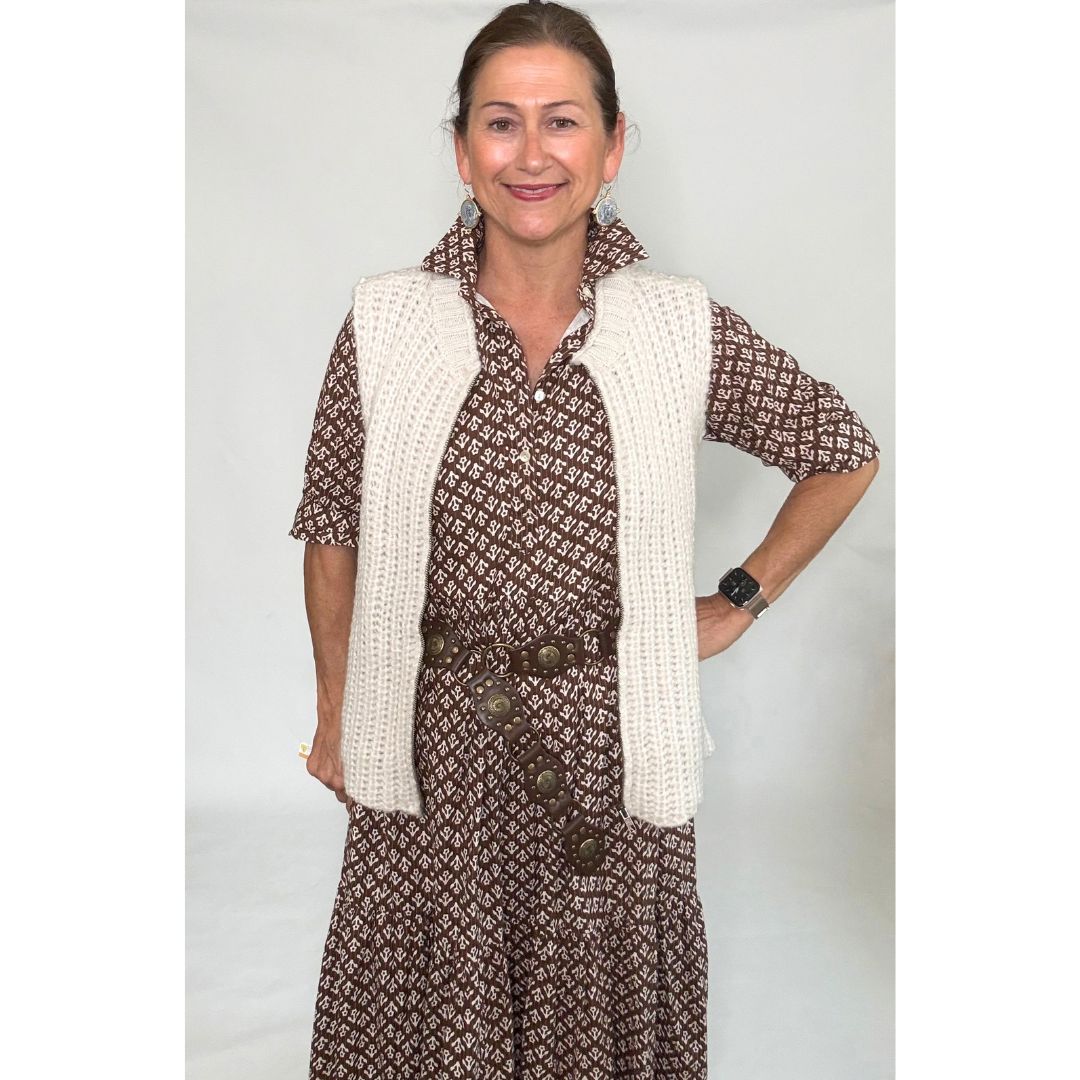 Tara Zip Vest - Almond