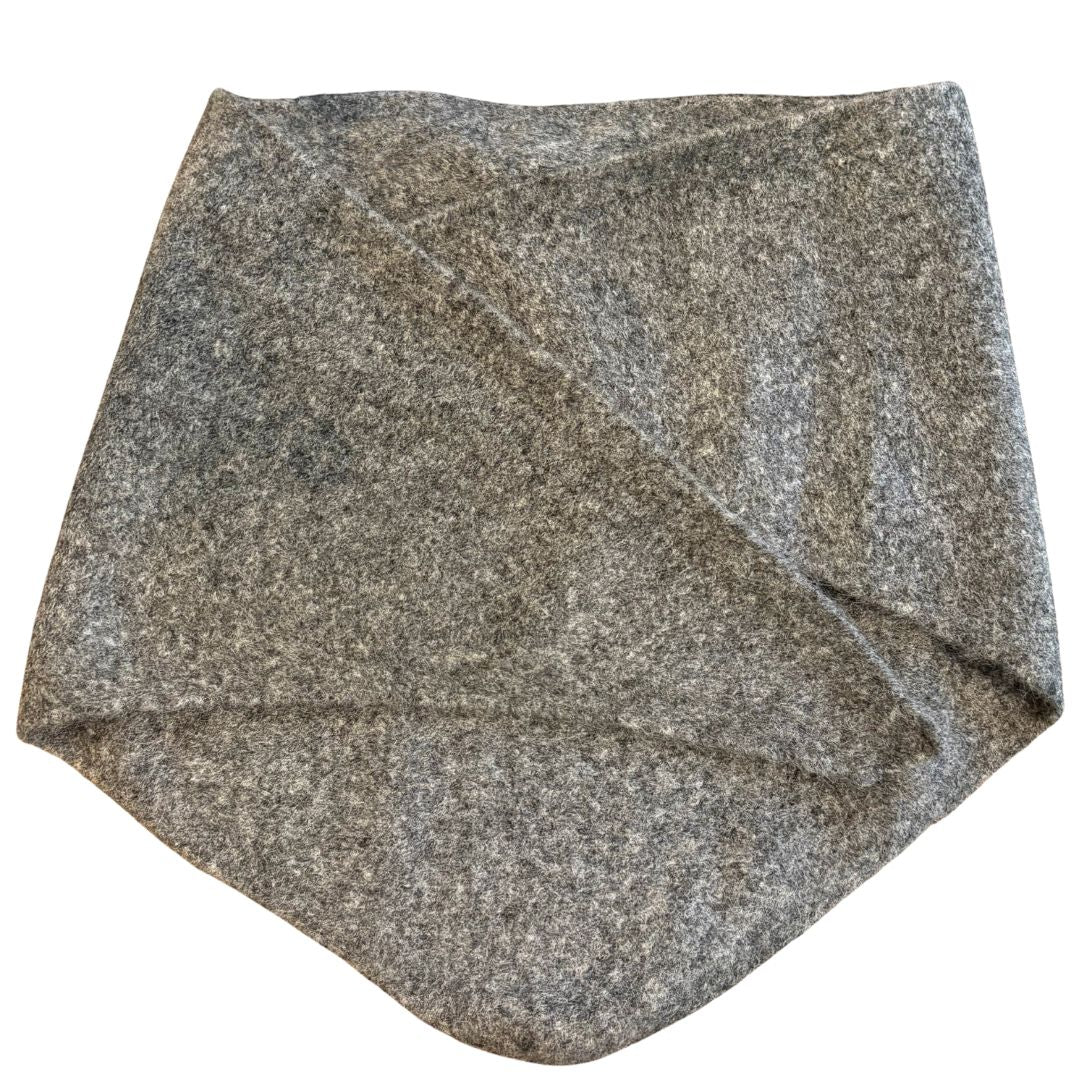 Triangle Scarf - Grey